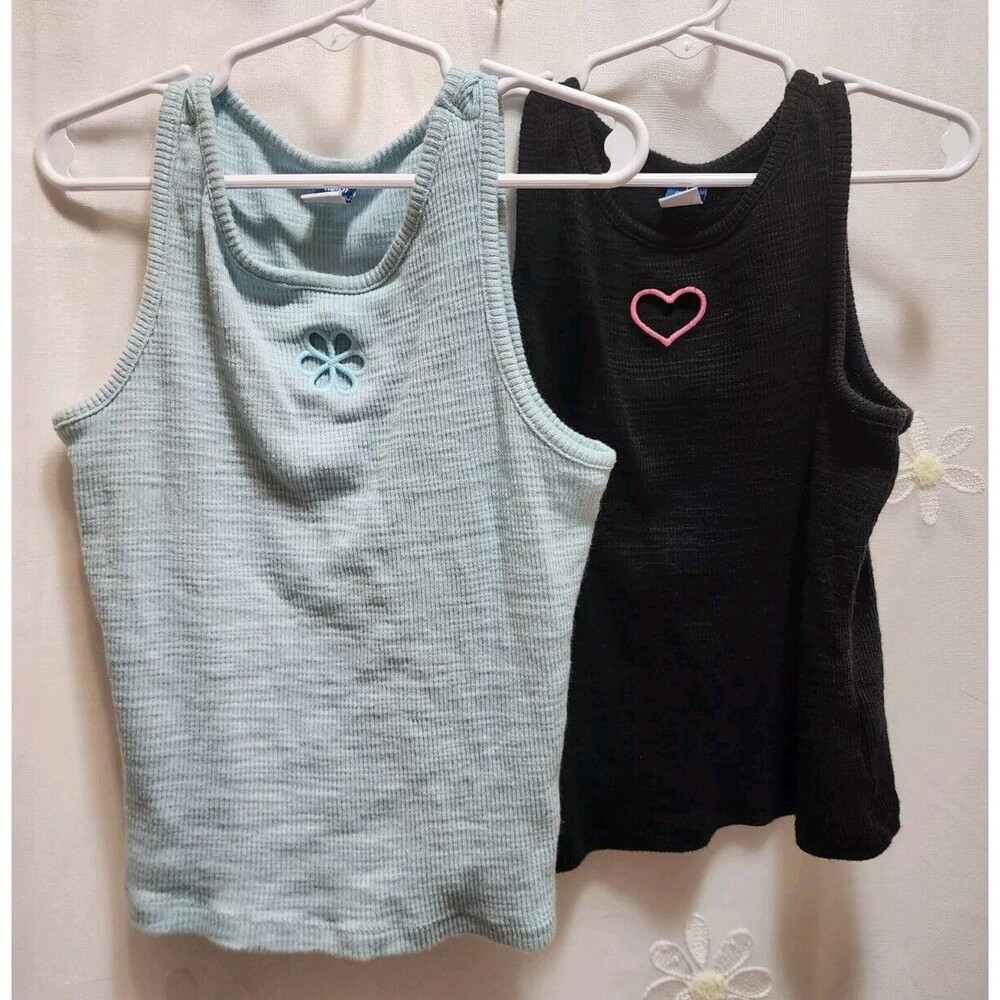 OLD NAVY GIRLS LARGE 10-12 TANK TOP 2PC BUNDLE BLACK HEART & BLUE FLOWER CUTE